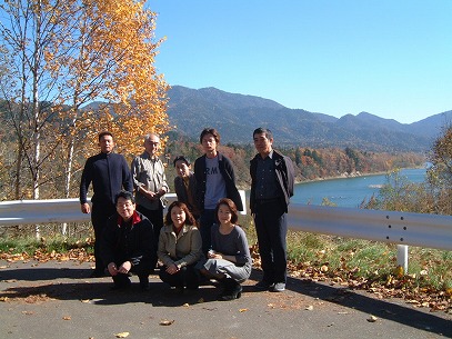 �f���΂ŋx�e